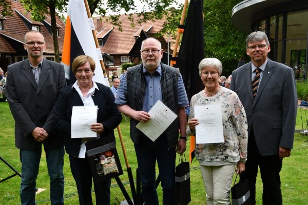 AOL_0692 [max. 2 MB]